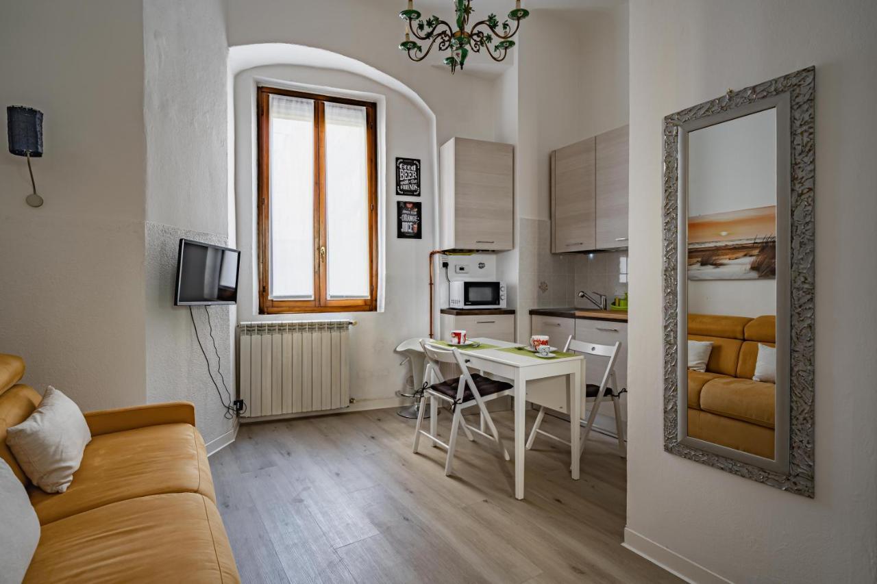 Milano, La Casetta Di Beatrice - By Host4U Ngoại thất bức ảnh